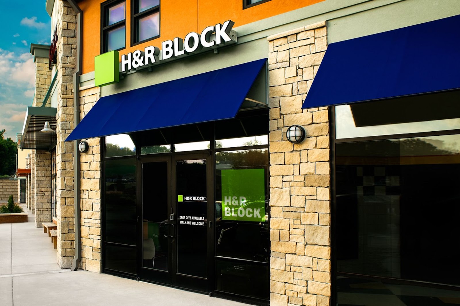 H&R Block — photo