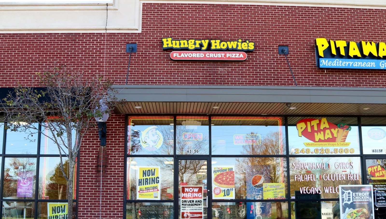 Hungry Howie's Pizza in Lake Orion