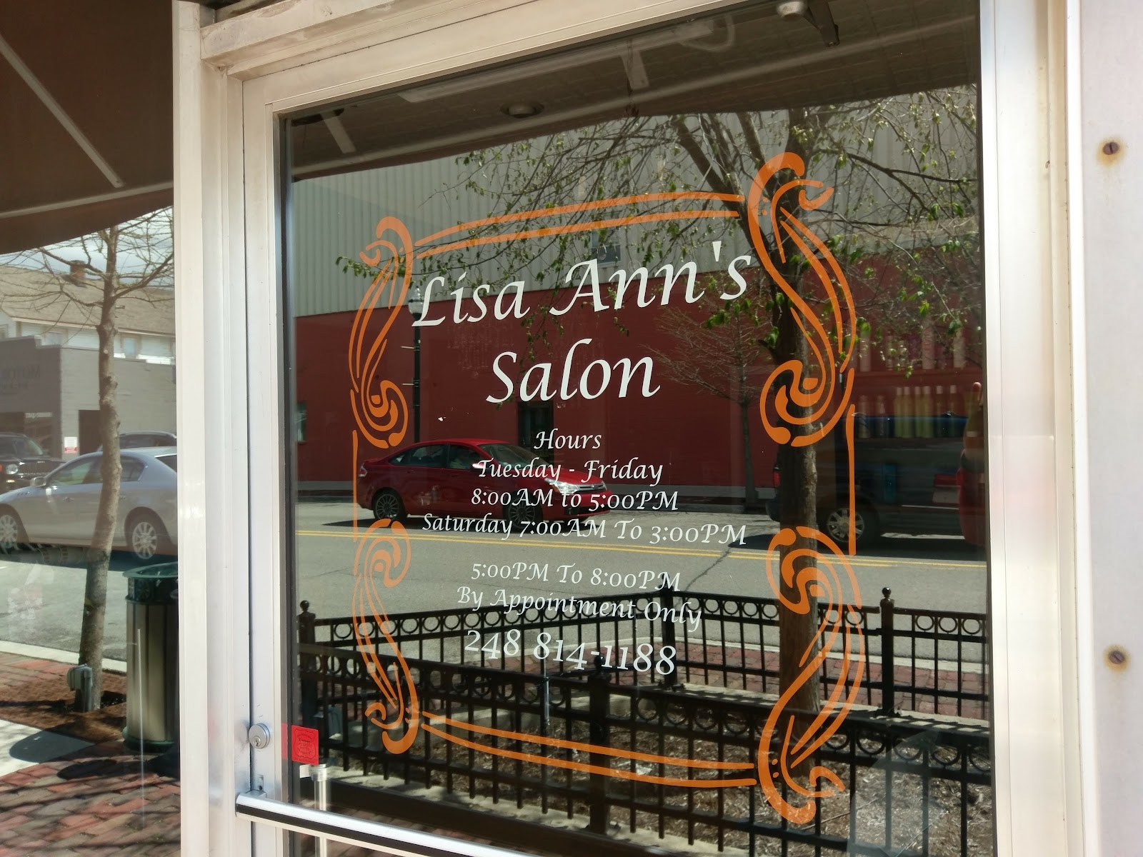 Lisa Ann's Salon — photo