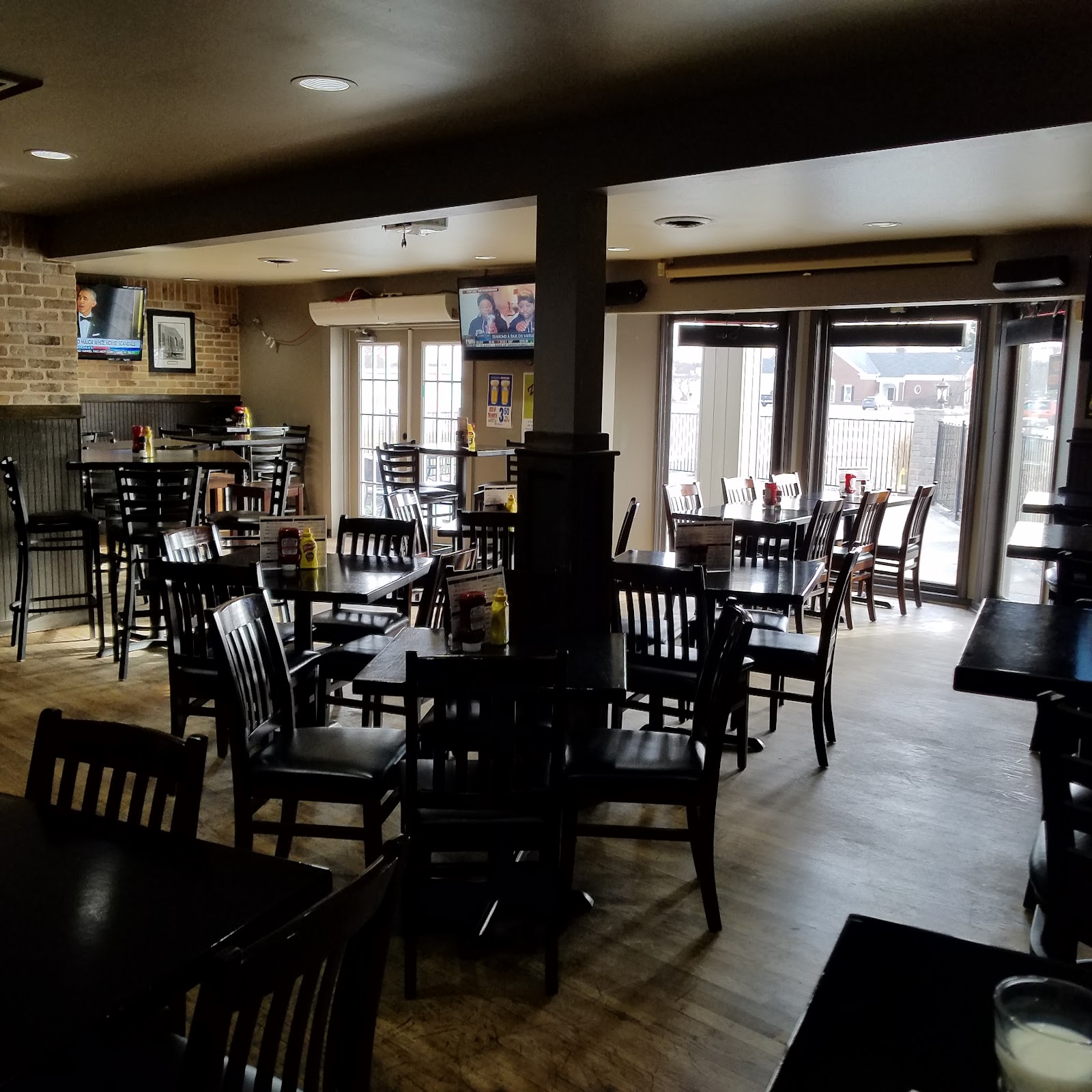 Orion Sports Bar & Grill in Orion Township