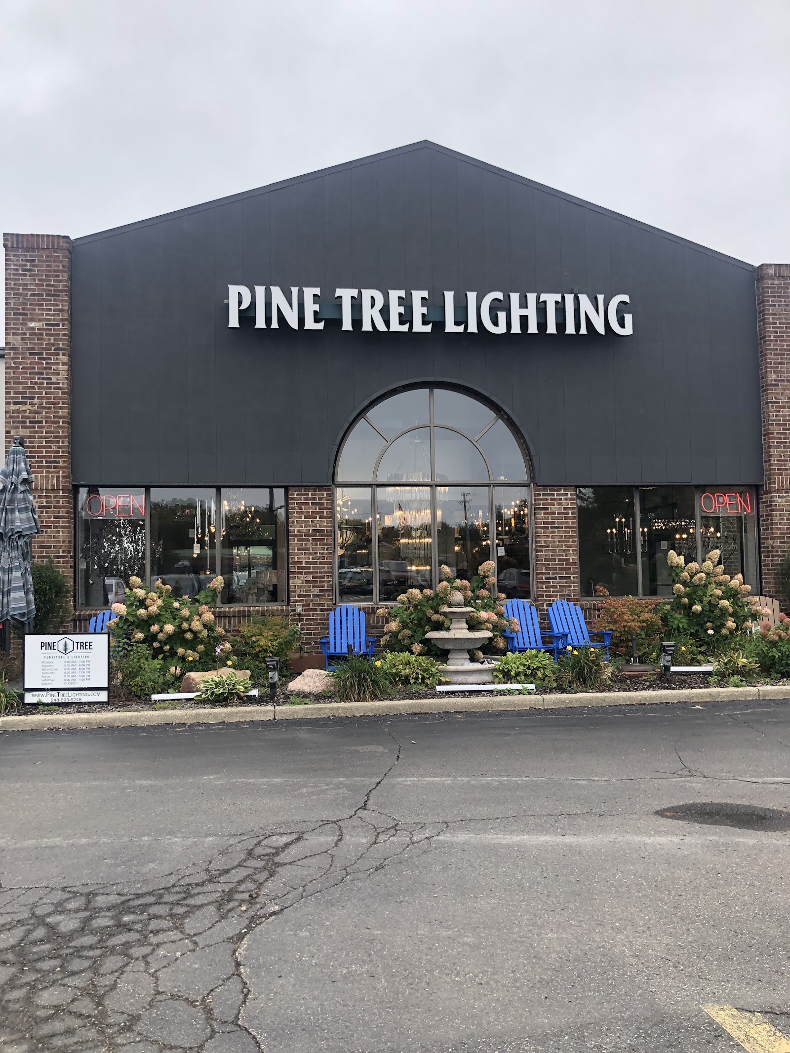Pine Tree Furniture & Lighting in Lake Orion