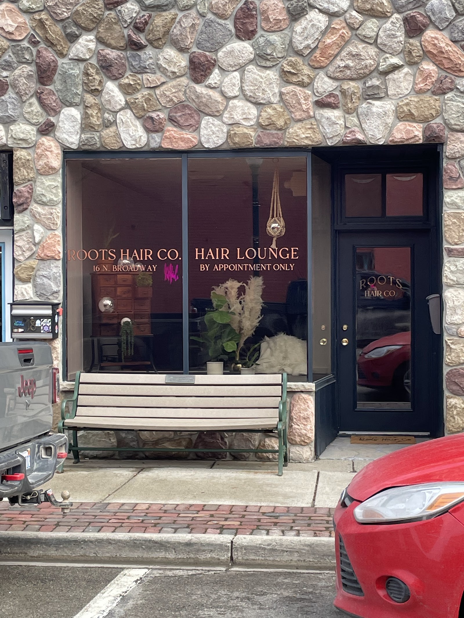 Roots Hair Co. in Lake Orion